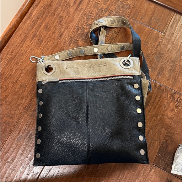 Hammitt crossbody - Picture 2 of 2